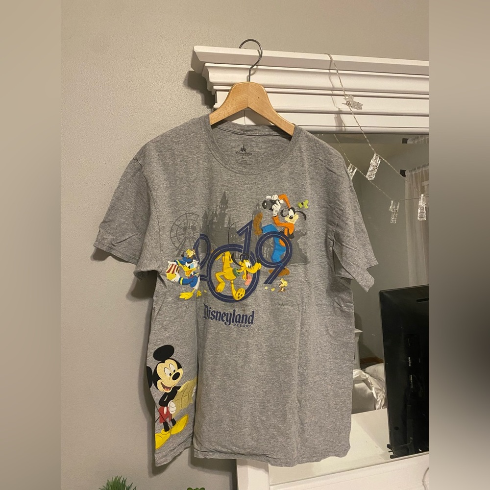 Official Disney parks 2019 t shirt!! Size L $13